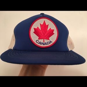 VTG 80’s Trucker Foam Mesh Snapback Canada Hat